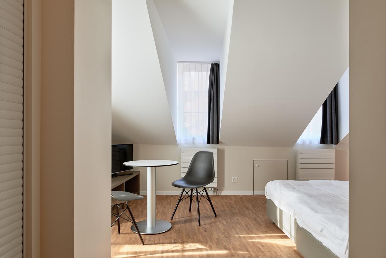 Aparthotel Hine Adon Freiburg im Üechtland Exterior foto
