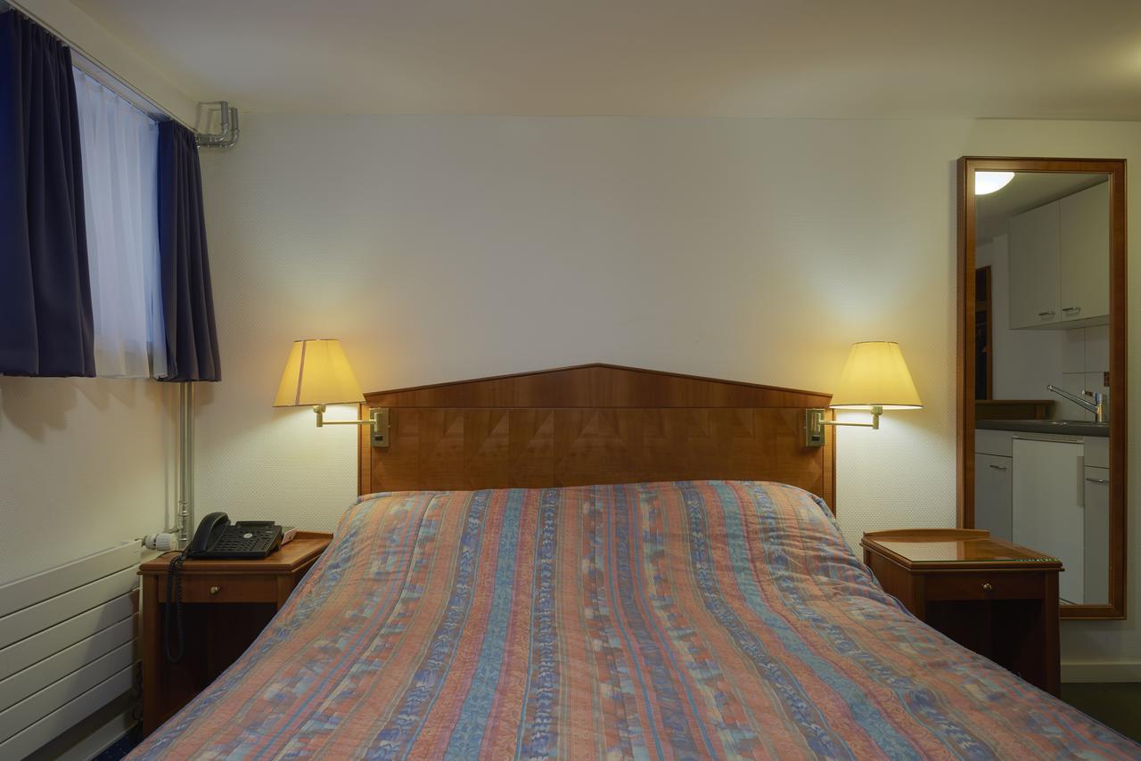 Aparthotel Hine Adon Freiburg im Üechtland Exterior foto