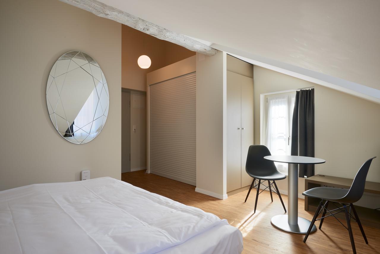 Aparthotel Hine Adon Freiburg im Üechtland Exterior foto
