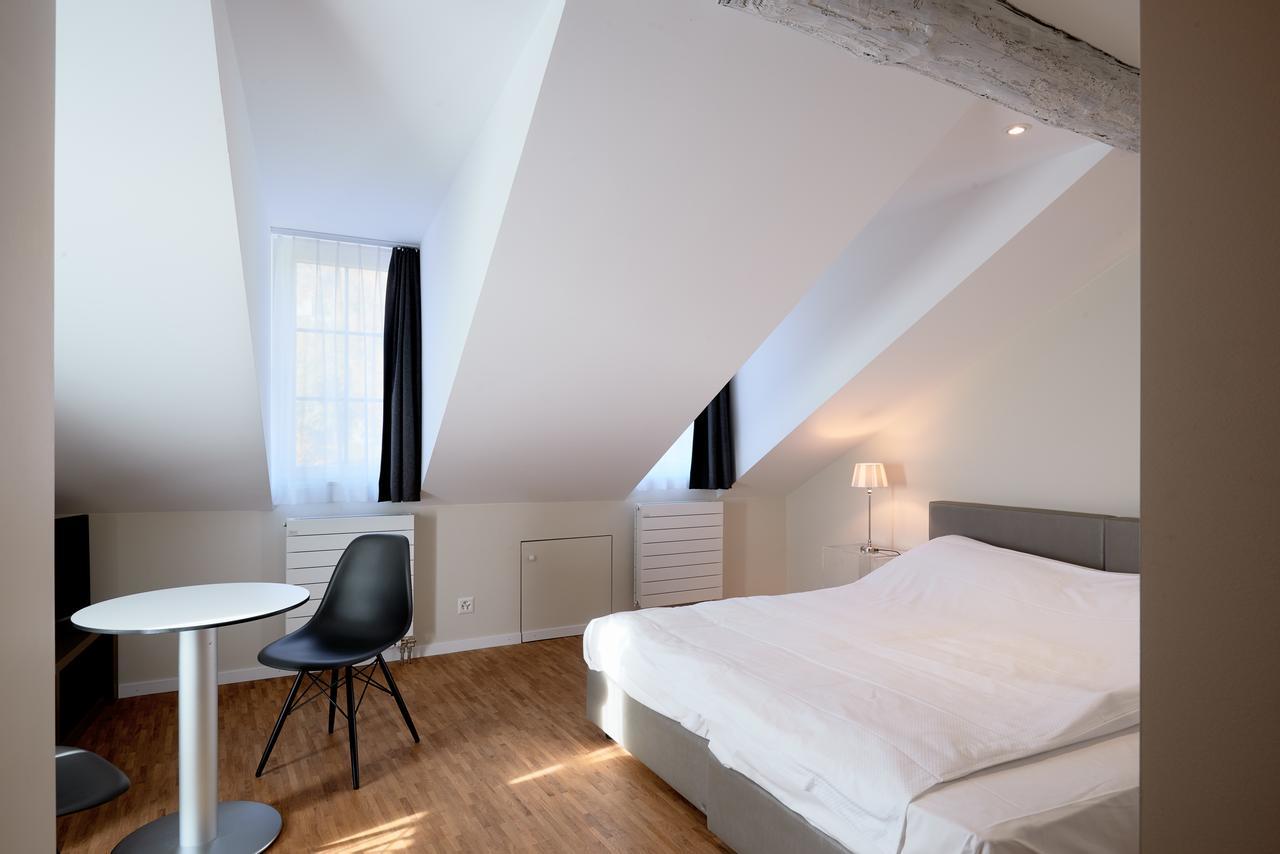Aparthotel Hine Adon Freiburg im Üechtland Exterior foto