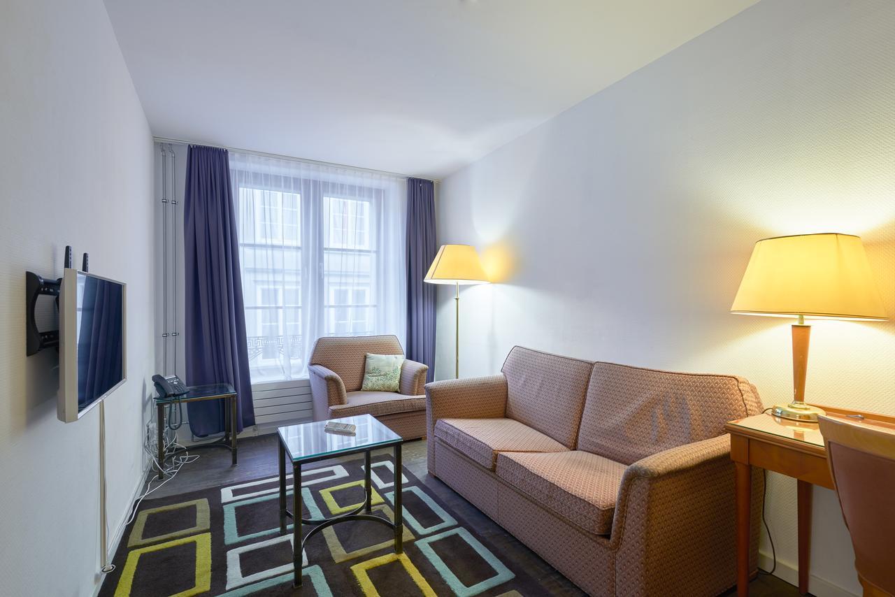 Aparthotel Hine Adon Freiburg im Üechtland Exterior foto